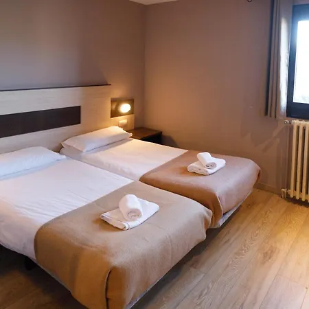 Port 1730 Hotel 2*