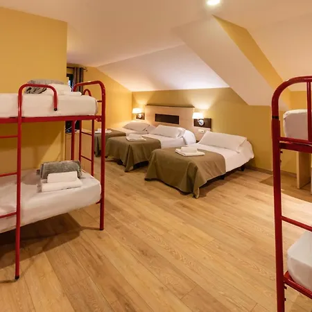 Port 1730 Hotel 2*